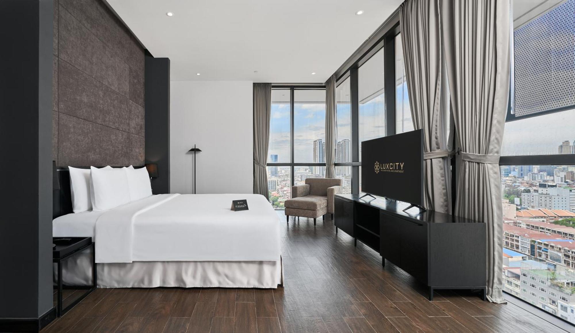 Luxcity Hotel & Apartment Phnom Penh Exterior foto