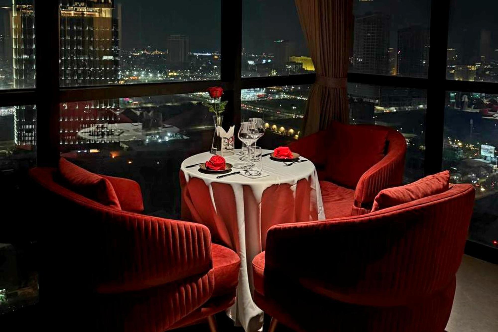 Luxcity Hotel & Apartment Phnom Penh Exterior foto