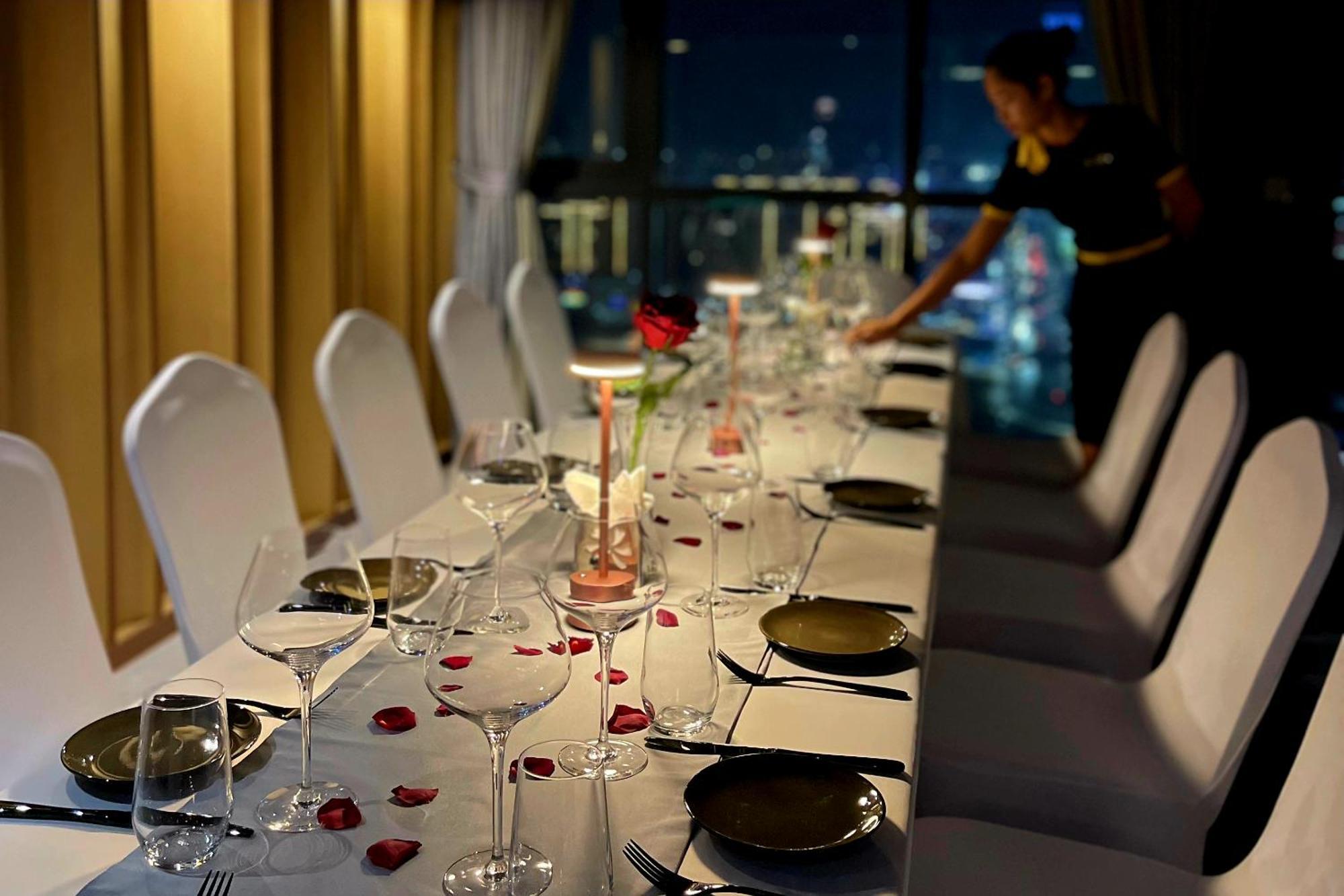 Luxcity Hotel & Apartment Phnom Penh Exterior foto